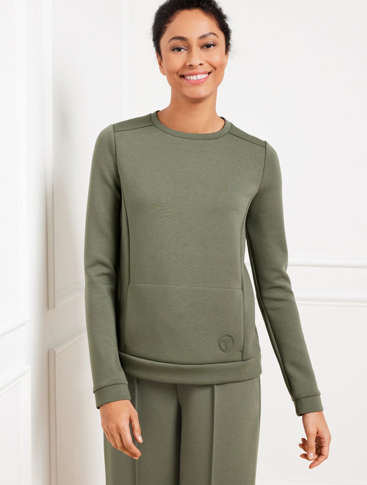 AirKnit Stretch Pleat Back Pullover