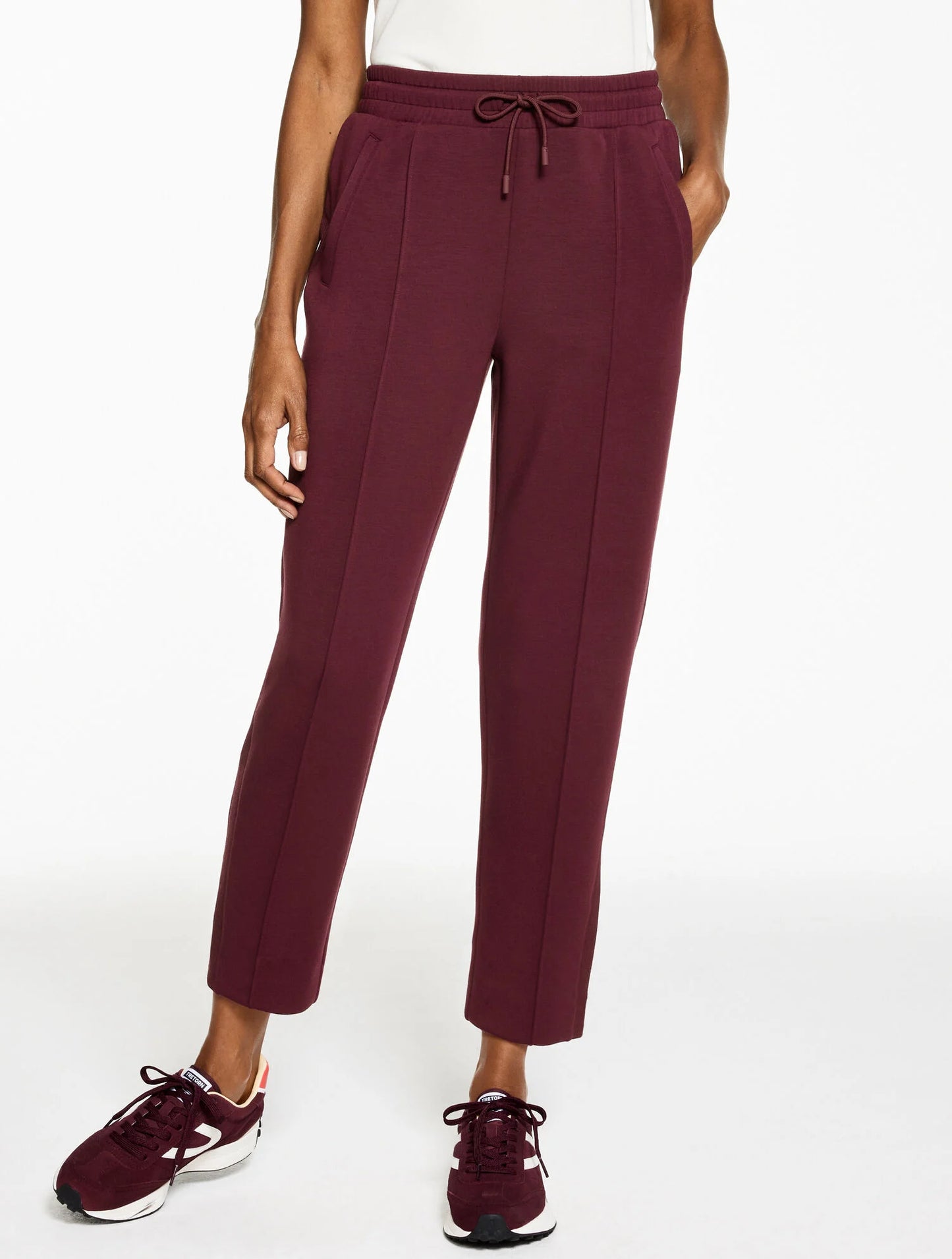 AirKnit Stretch Tapered Leg Pants