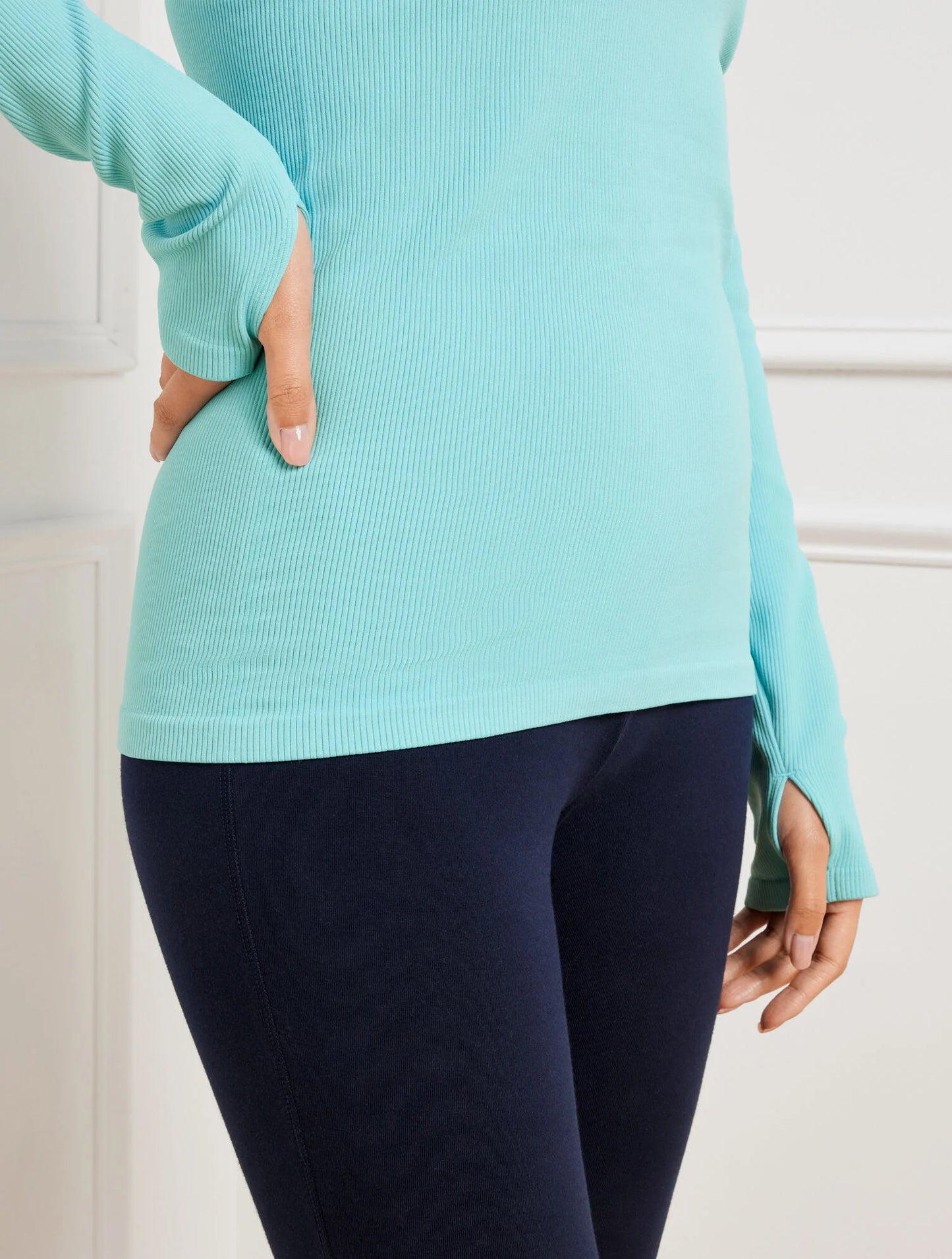 Seamless Stretch Ribbed Crewneck Tee