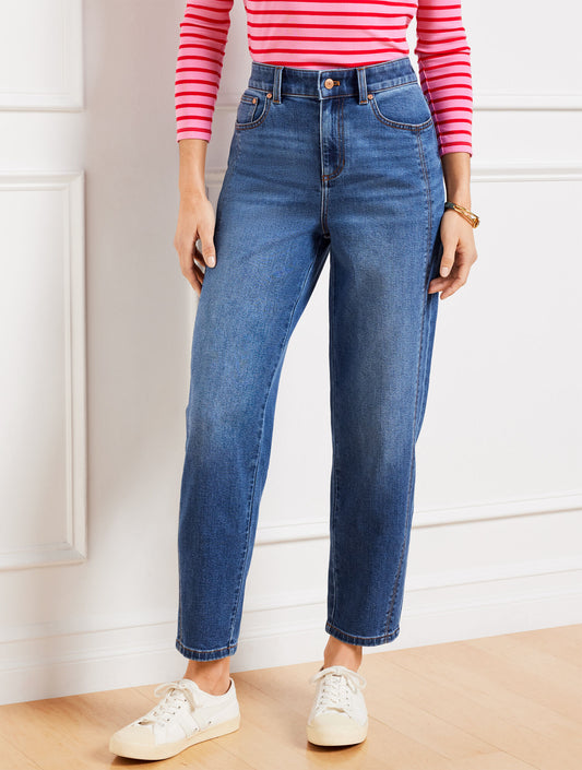 Relaxed Tapered Barrel Leg Jeans - Quinn Wash