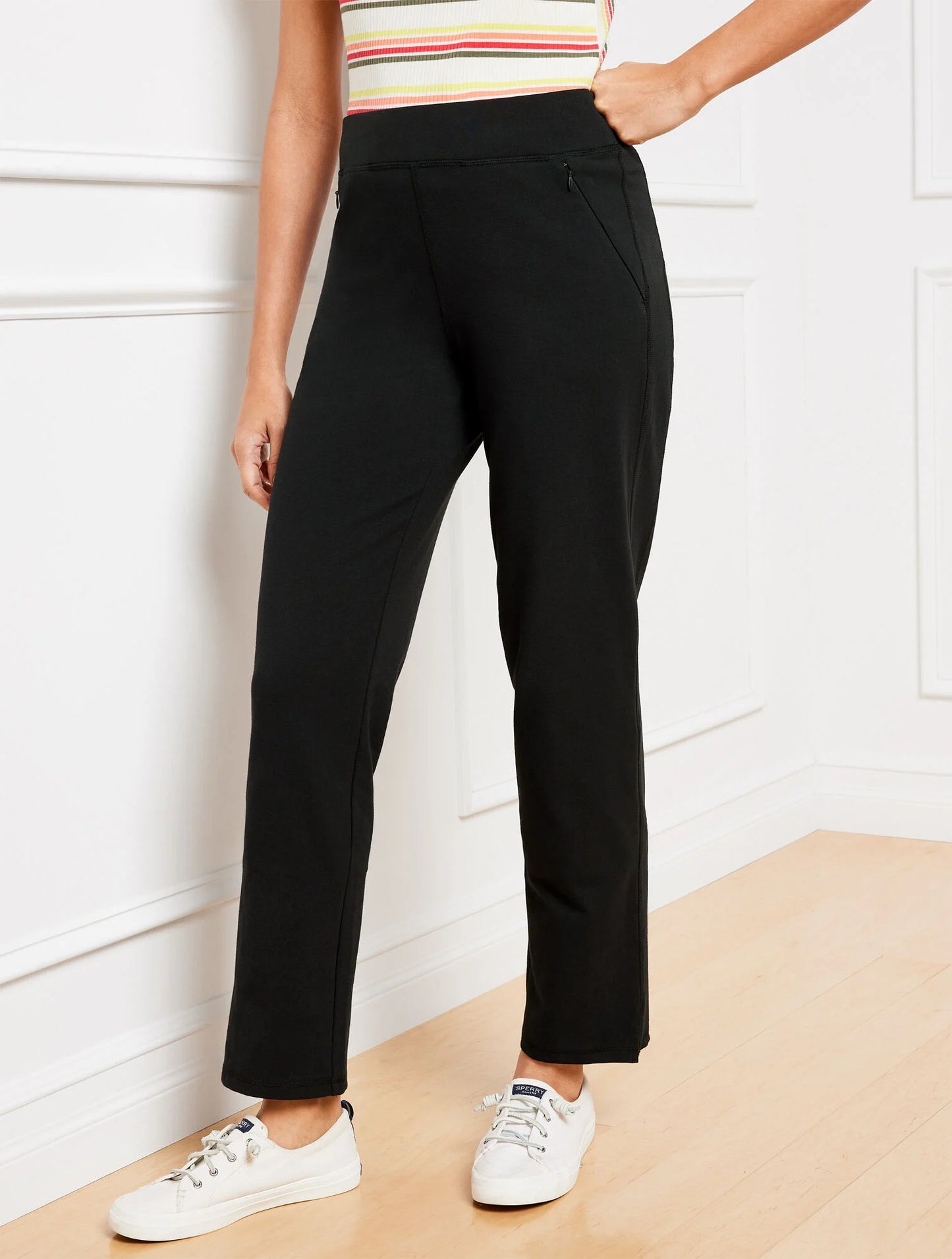 Everyday Stretch Straight Leg Pants