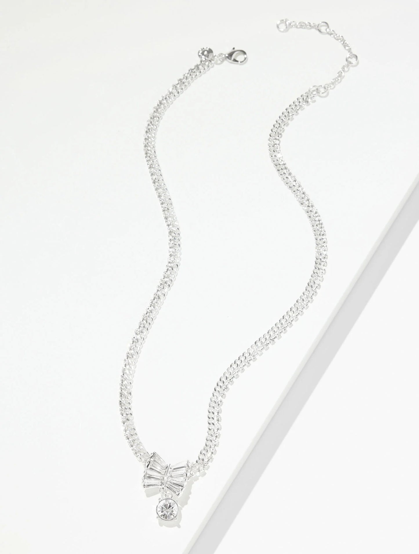 Embellished Pendant Necklace