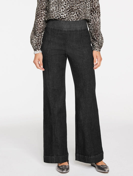 Flare Leg Pull-On Travel Jeans - Crescent Wash