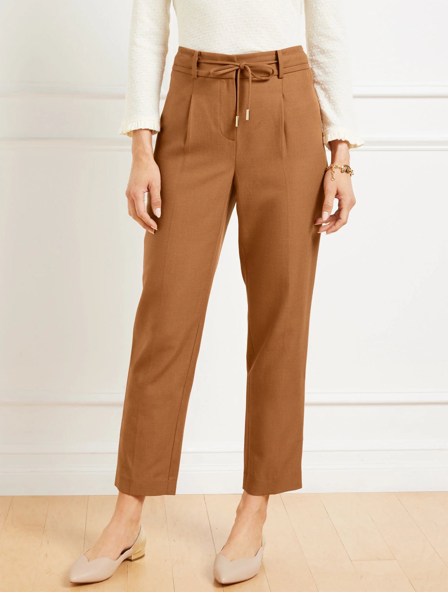 Tapered Ankle Pleated Pants