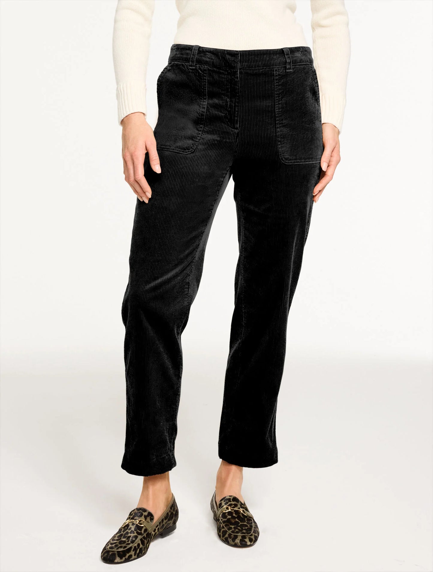Tapered Ankle Stretch Corduroy Pants