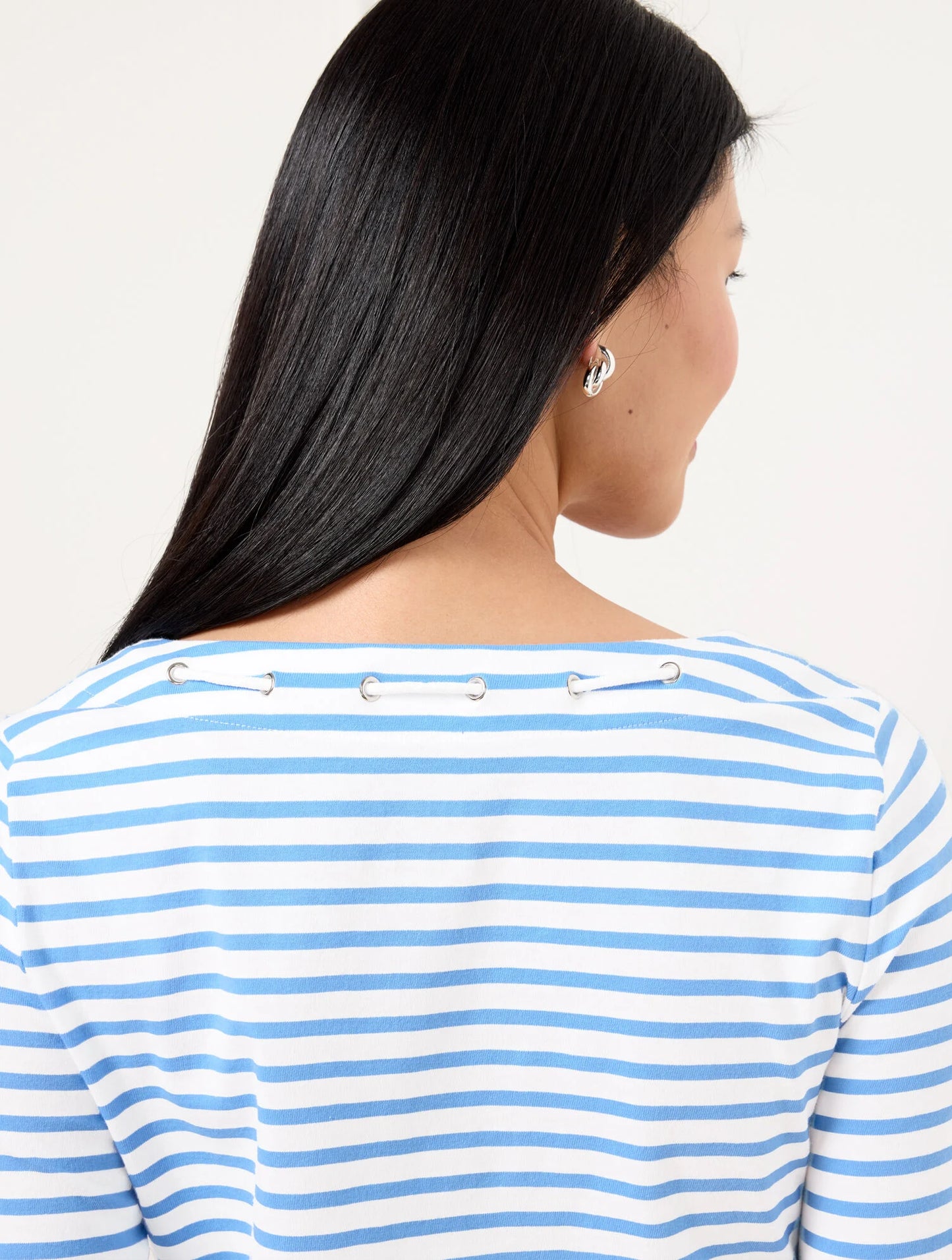 Lace Up Scoop Neck Tee