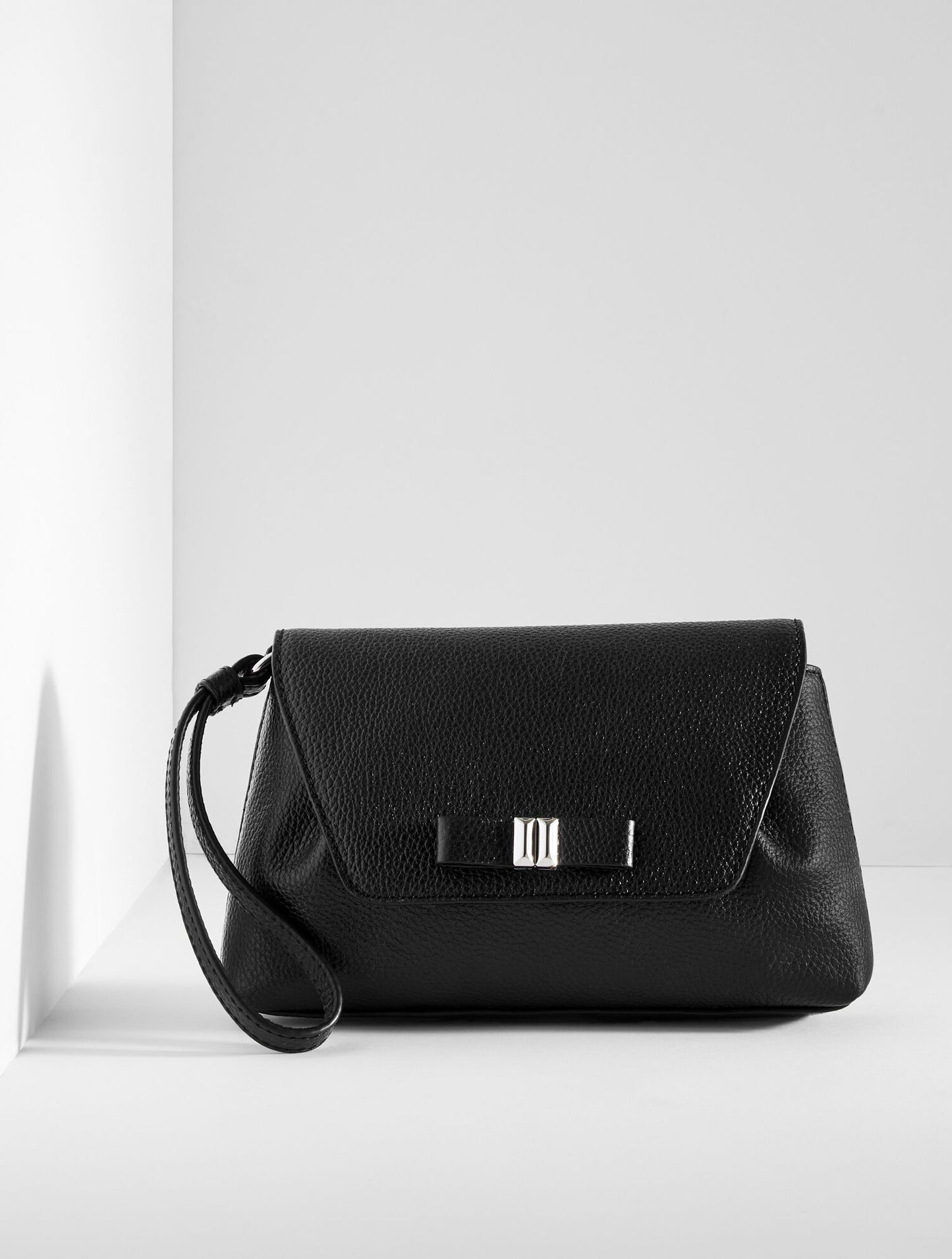 Pebble Leather Wristlet