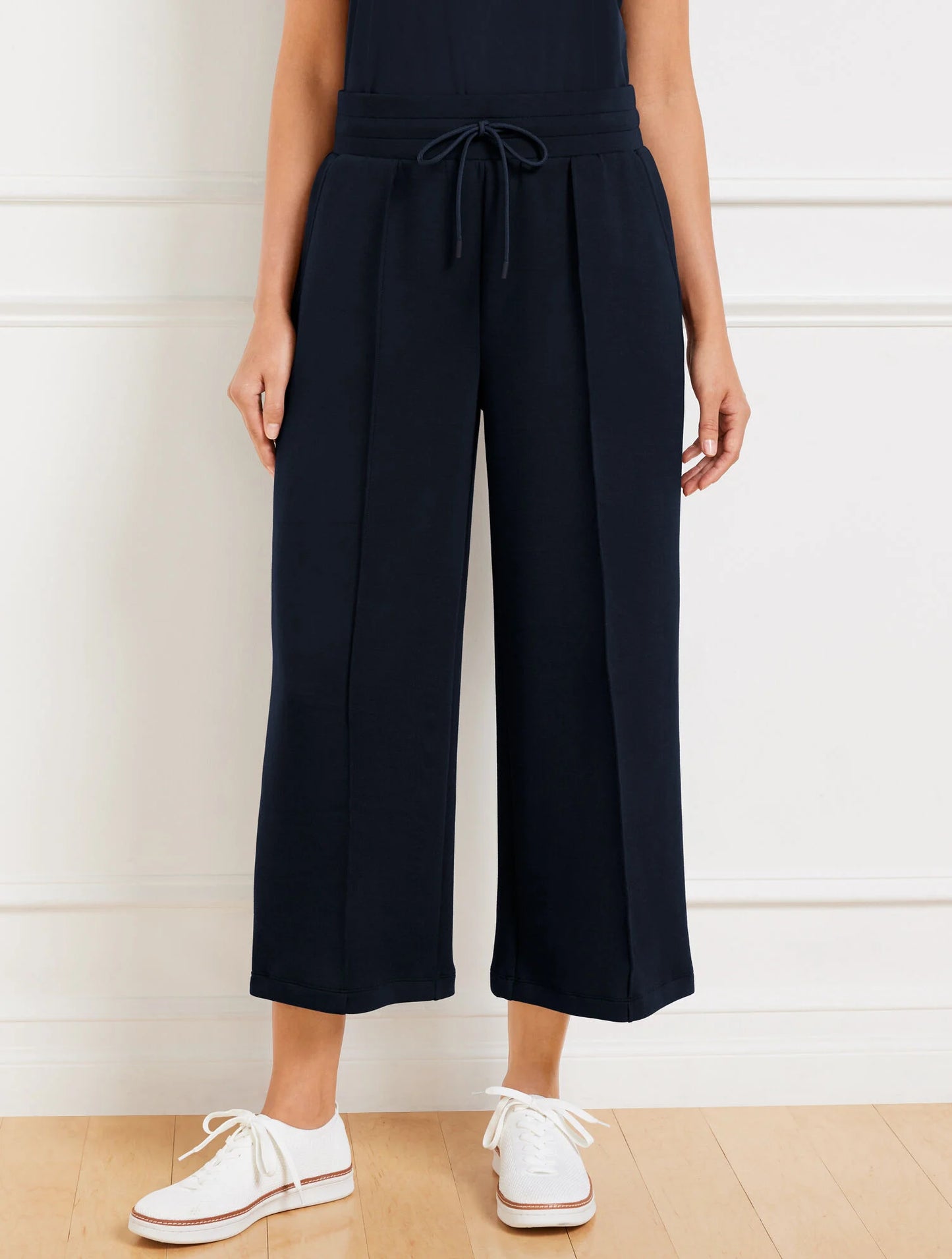 AirKnit Stretch Wide Crop Pants