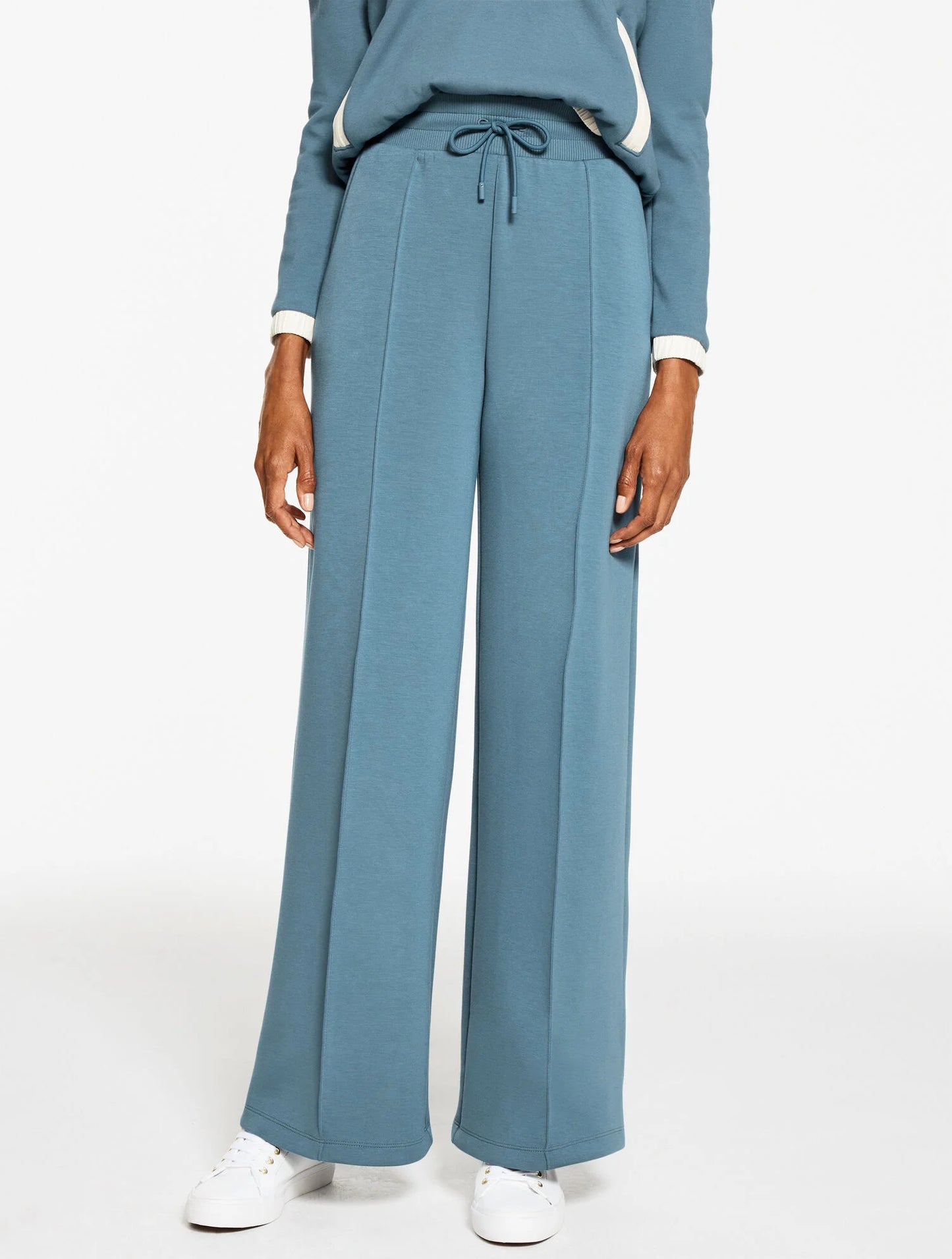 AirKnit Stretch Wide Leg Pants