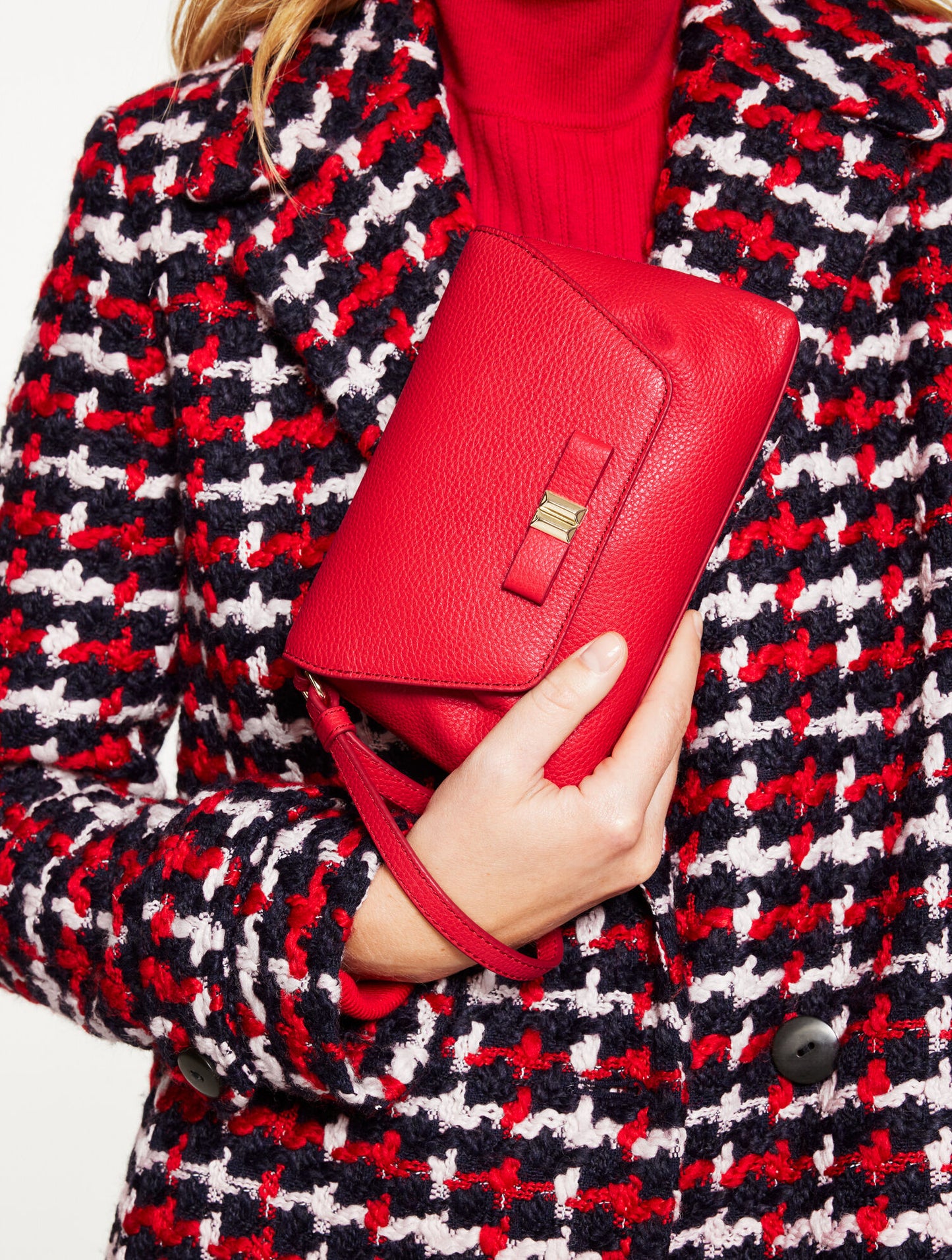 Pebble Leather Wristlet