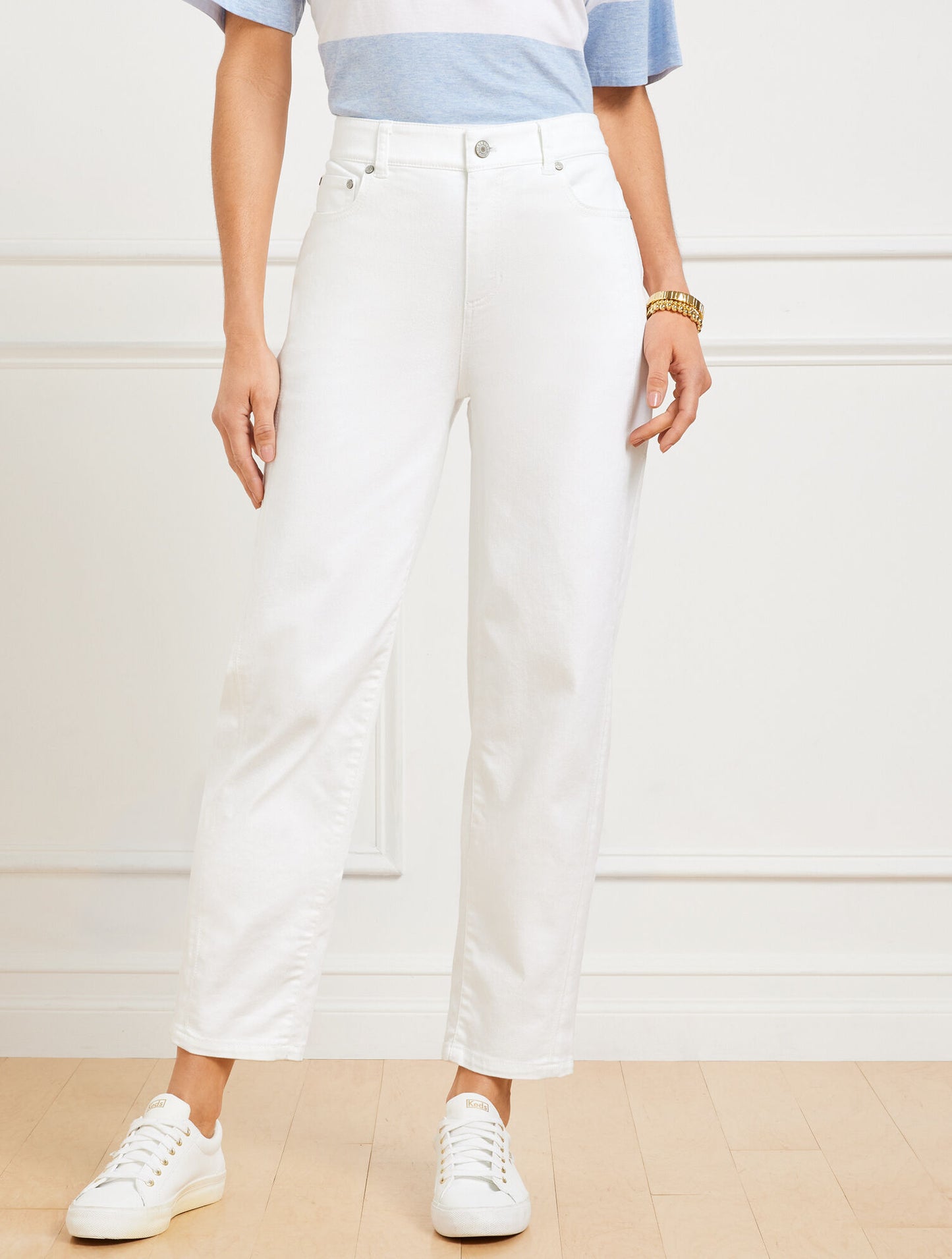 Relaxed Tapered Barrel Leg Jeans -  White