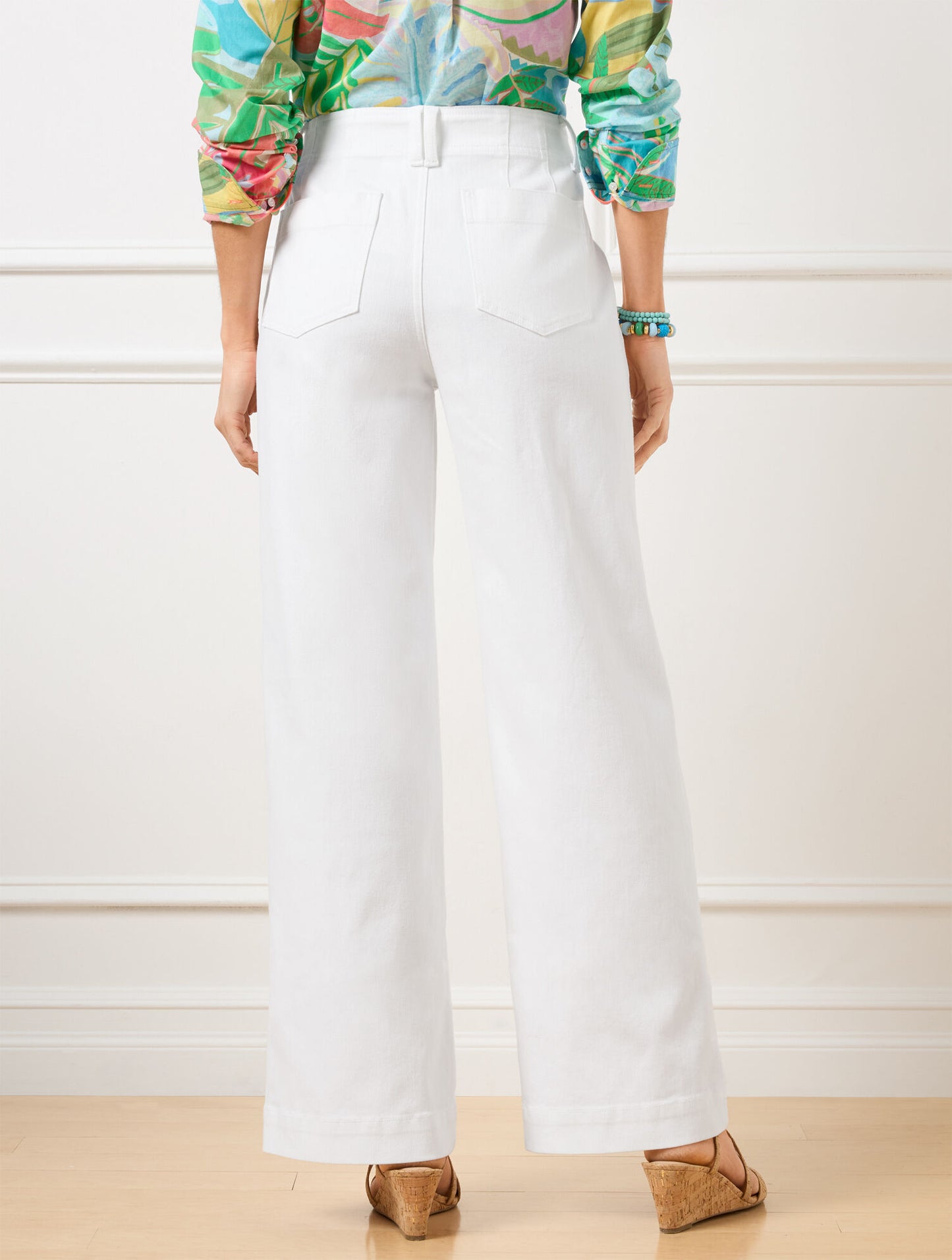 Relaxed Trouser Leg Jeans - White