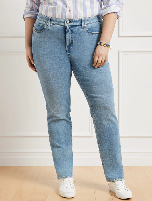 Straight Leg Jeans - Carolina Wash
