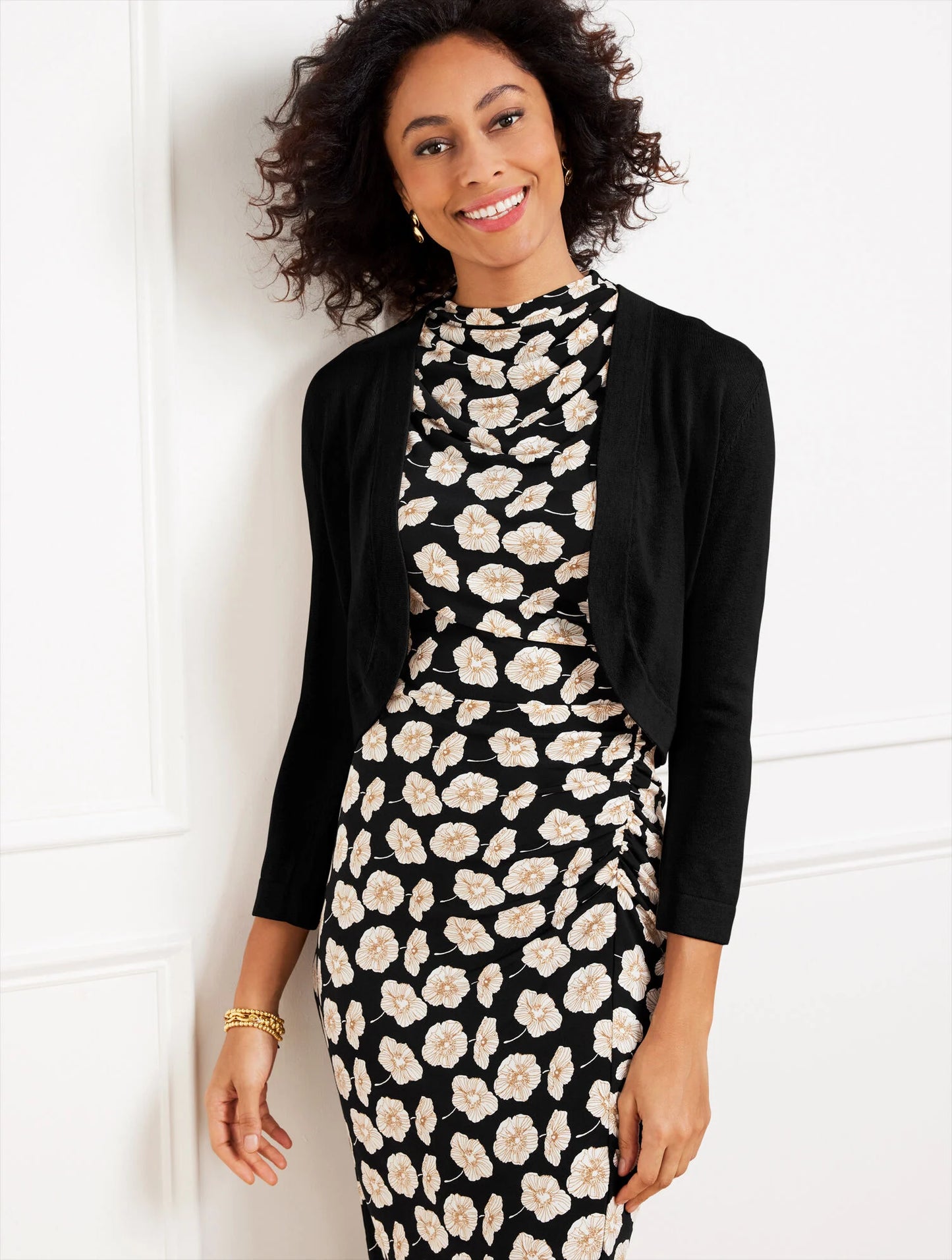 Plus Exclusive Classic Shrug